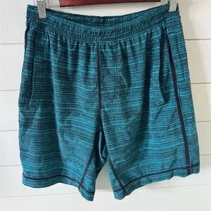 Lululemon Size M PaceBreaker 9” Lined Short Teal & Black